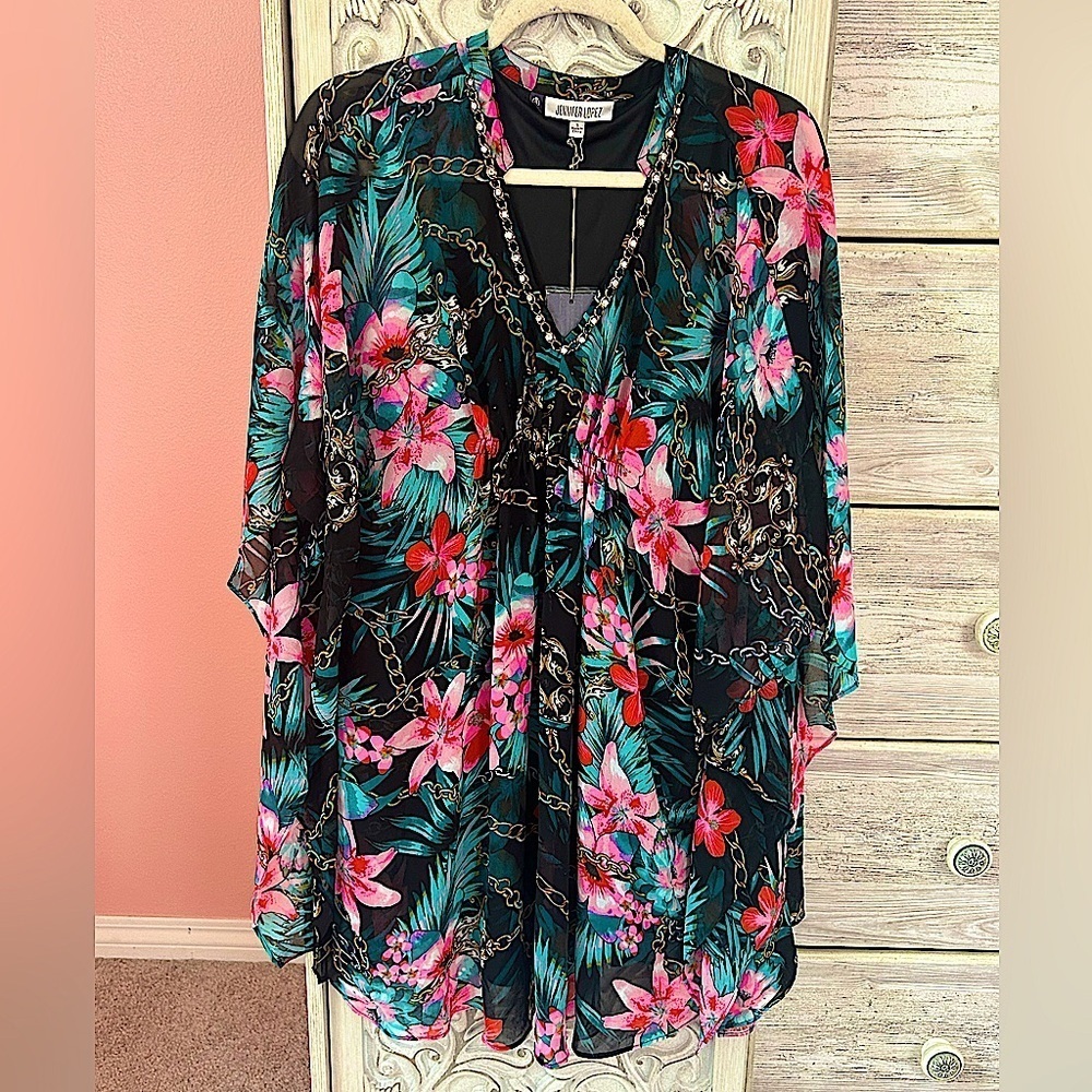 Vacay party tropical tunic caftan dress rhinestone embellishments Small NWT - Picture 2 of 11